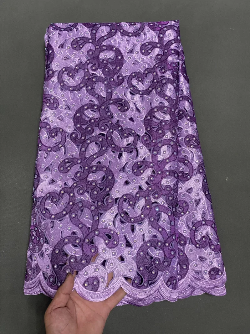 Top Grade Handcut Lace Original Austria Organza Lace for Celebrants African Wedding Lurex Embroidered Fabric Best Quality
Top Grade Handcut Lace Original Austria Organza Lace for Celebrants African Wedding Lurex Embroidered Fabric Best Quality