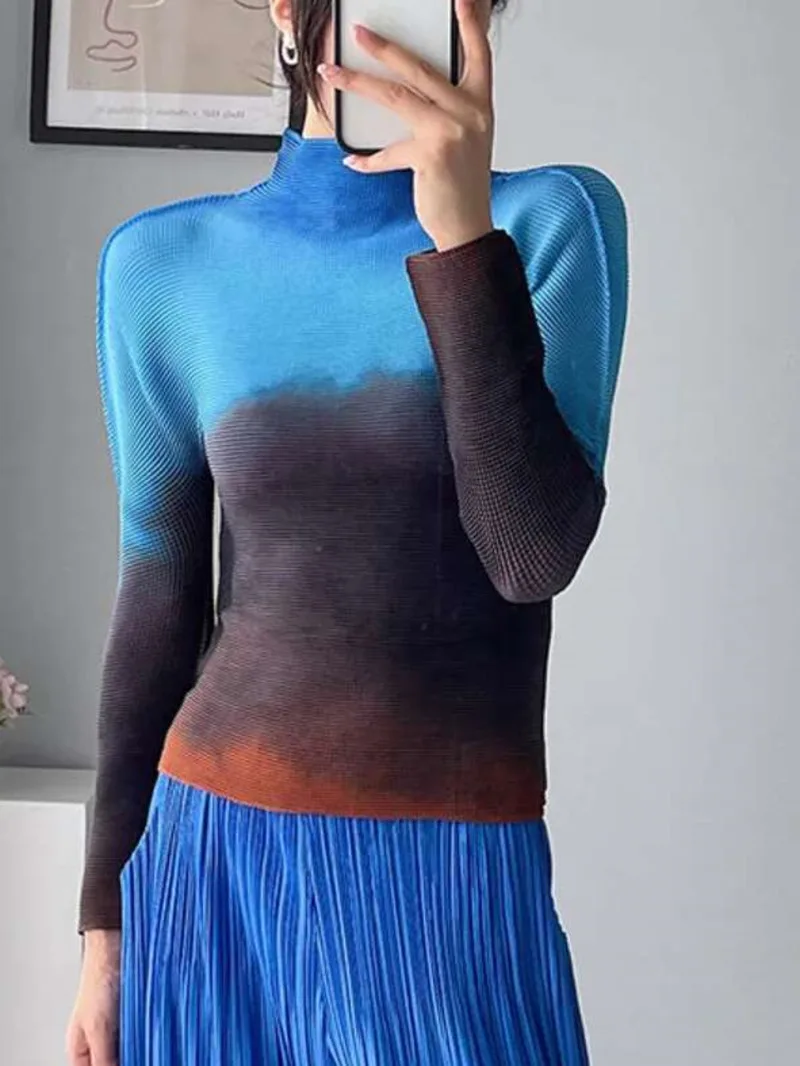 Pleated Gradient Print T-shirt Women Long Sleeves Turtleneck Slim Top 2025 Spring Chic Clothing Outwear XJ5A
Pleated Gradient Print T-shirt Women Long Sleeves Turtleneck Slim Top 2025 Spring Chic Clothing Outwear XJ5A