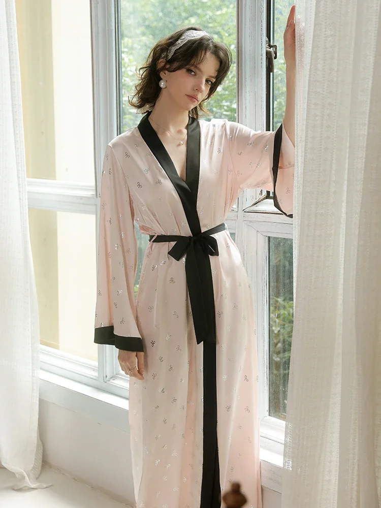 Dawnloom Women's Silk Long Nightgown Pink & Black Contrast Pattern Bow Tie Printed Belted Waist Light Luxury Home Wear
Dawnloom Women's Silk Long Nightgown Pink & Black Contrast Pattern Bow Tie Printed Belted Waist Light Luxury Home Wear