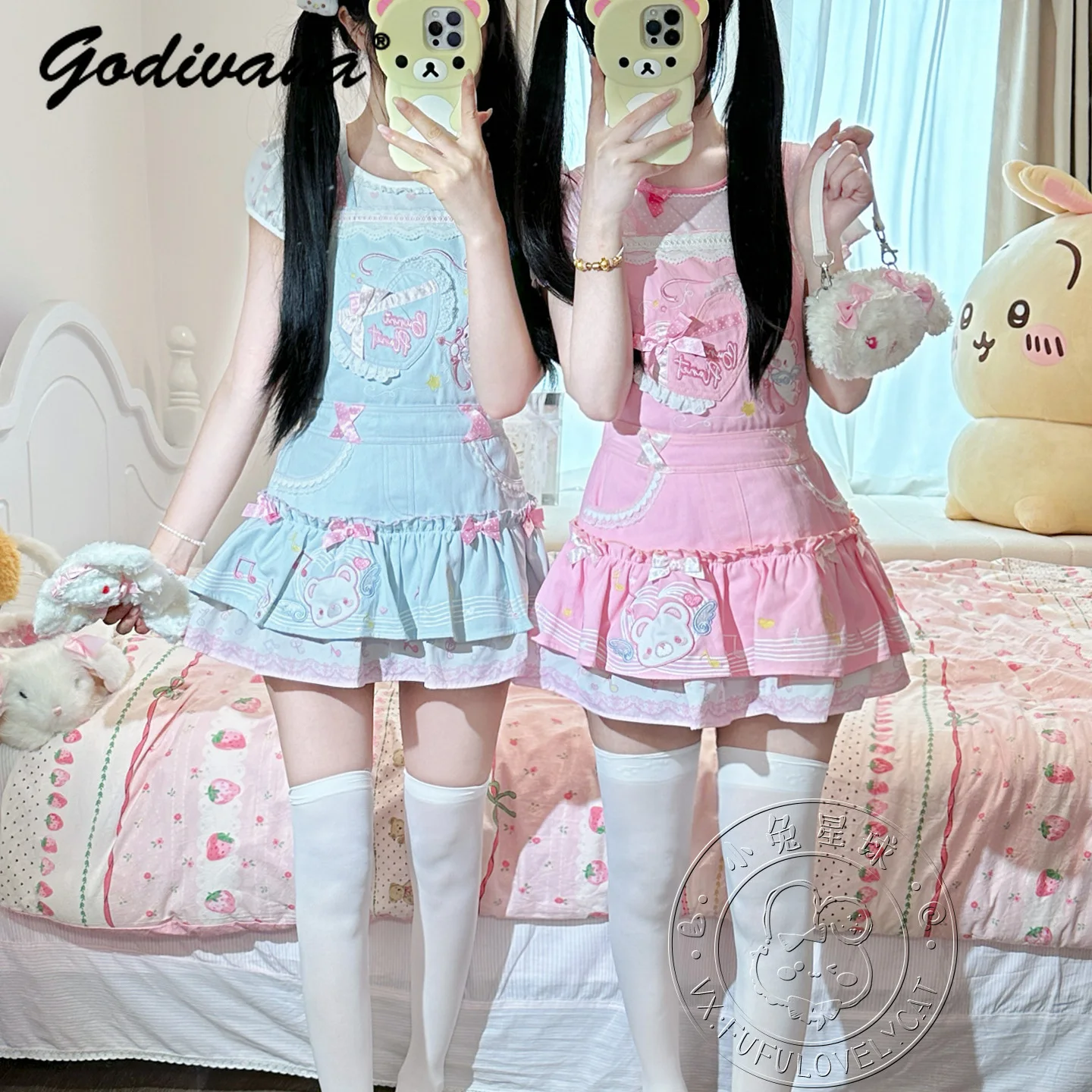 Original Daughter Girl's Cute Detachable Strap Dress 2025 Summer New Kawaii Cartoon Embroidered Bow Women's Suspender Dresses
Original Daughter Girl's Cute Detachable Strap Dress 2025 Summer New Kawaii Cartoon Embroidered Bow Women's Suspender Dresses