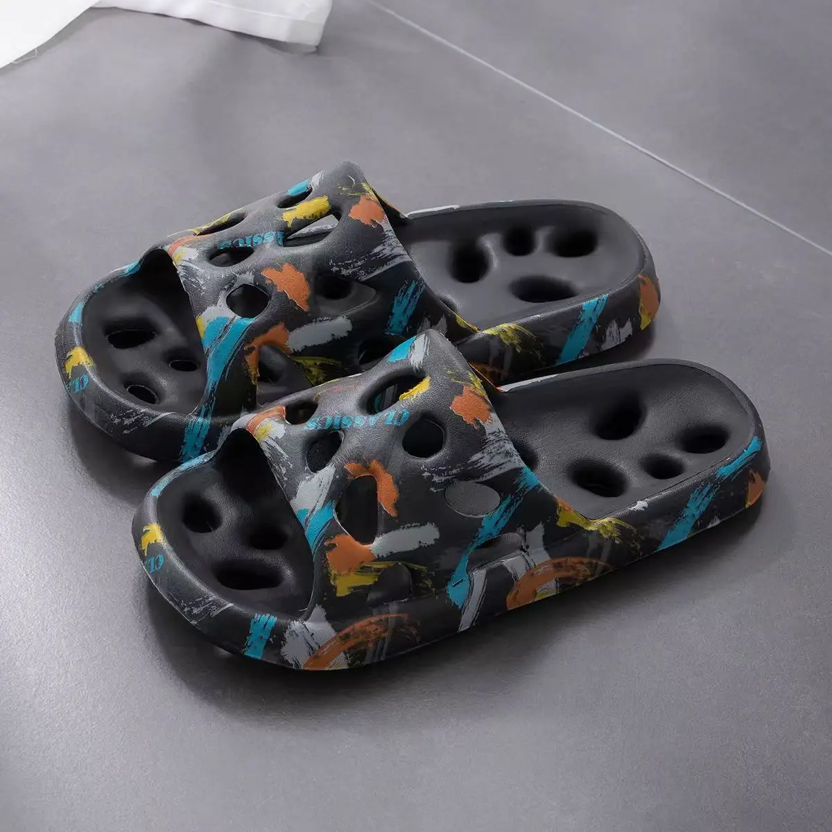 Men's summer bathroom non-slip silent slippers comfortable soft sole couples bathing special water deodorant hollow sandals
Men's summer bathroom non-slip silent slippers comfortable soft sole couples bathing special water deodorant hollow sandals