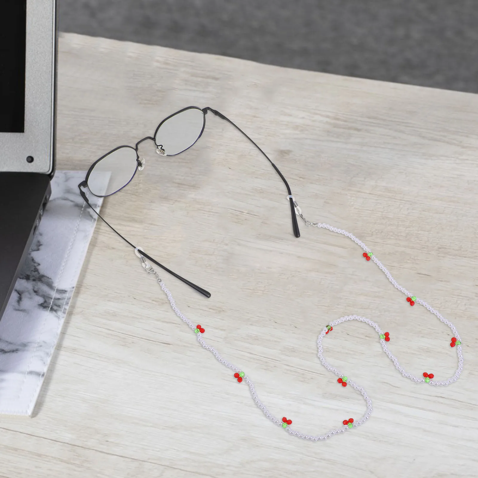 1pc Cherry Rice Bead Mask Chain Eyeglasses Hanging Cord Glasses Lanyard Bead Chain Premium Material Long Use Easy Install Remove
1pc Cherry Rice Bead Mask Chain Eyeglasses Hanging Cord Glasses Lanyard Bead Chain Premium Material Long Use Easy Install Remove