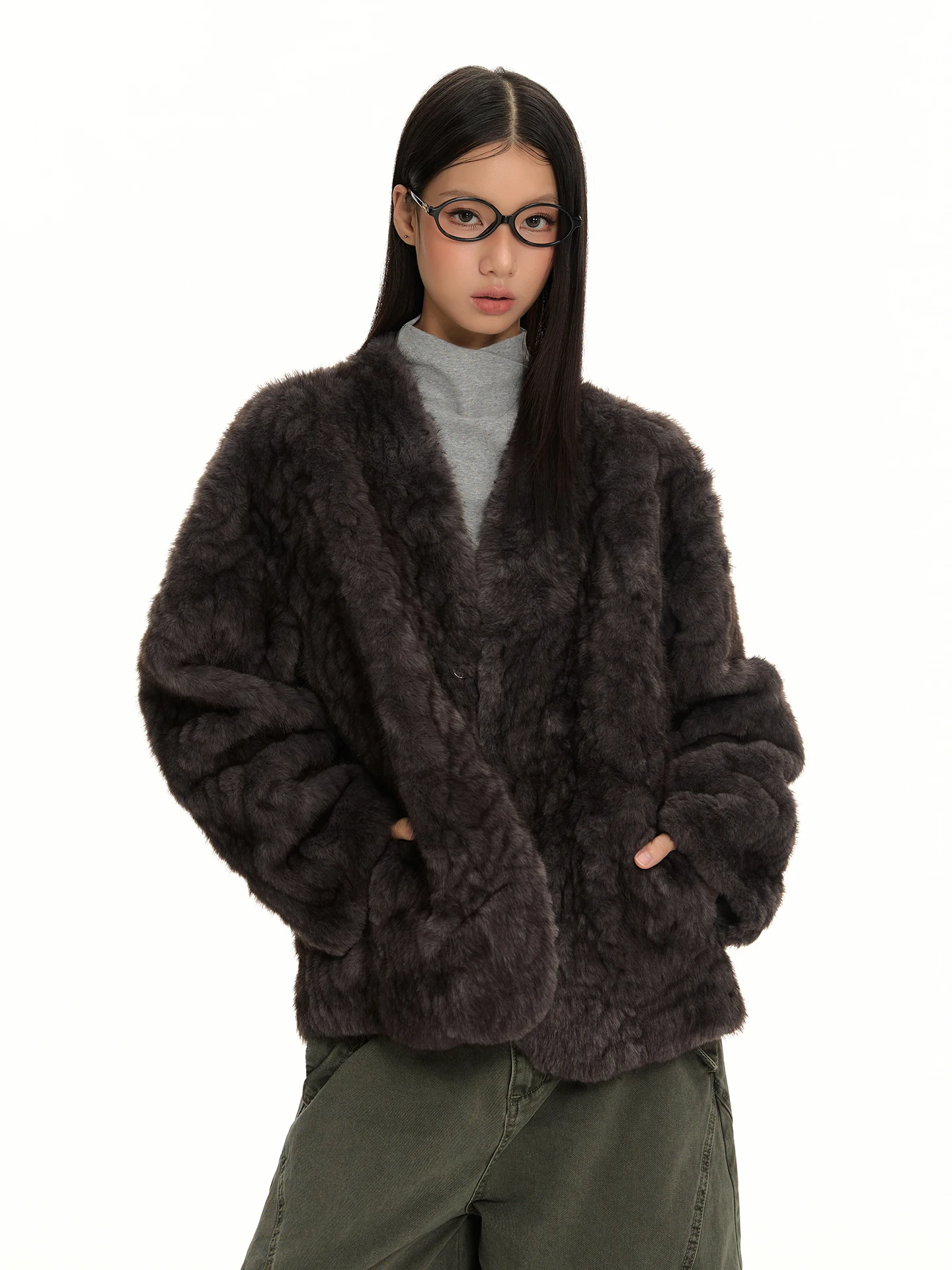 VAT American Retro High-End Fur Velvet Jaet Women's Vintage Collar Warmth Inteated Leather Fur Coat Ele Sle
VAT American Retro High-End Fur Velvet Jaet Women's Vintage Collar Warmth Inteated Leather Fur Coat Ele Sle