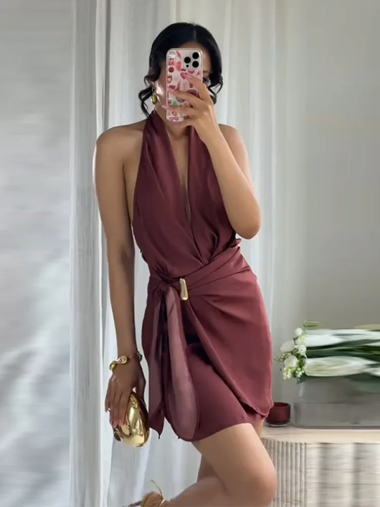 Elegant Halter Mini Dress Women's Sexy Solid Off Shoulder Side Lace Up Dresses 2025 Summer New Lady Fashion Party Casualwear
Elegant Halter Mini Dress Women's Sexy Solid Off Shoulder Side Lace Up Dresses 2025 Summer New Lady Fashion Party Casualwear