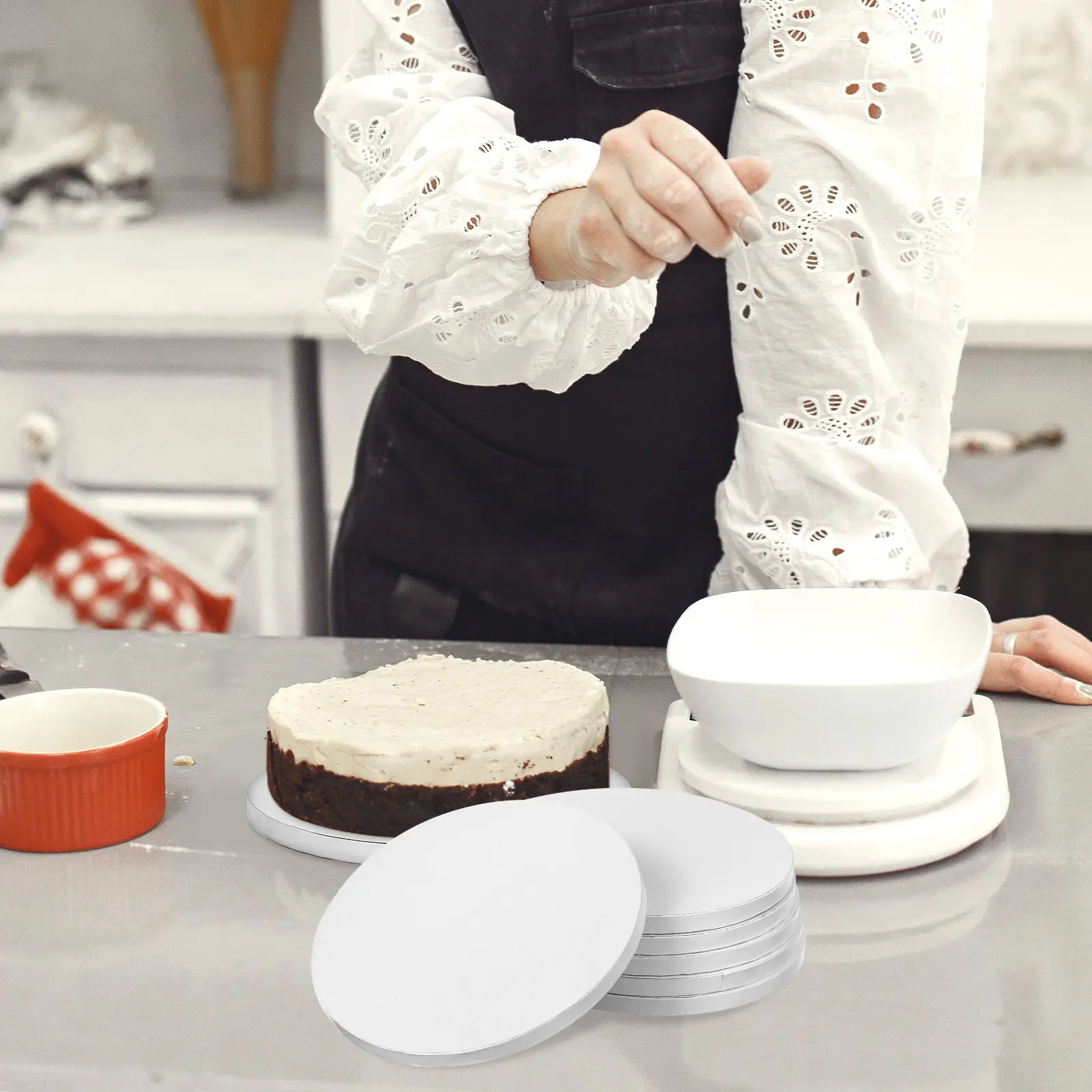 6Pcs Cake Cardboard Rounds Paper Cake Drums Round Bases 8 Inch Strong Non Stick Smooth Surface for Birthday Wedding