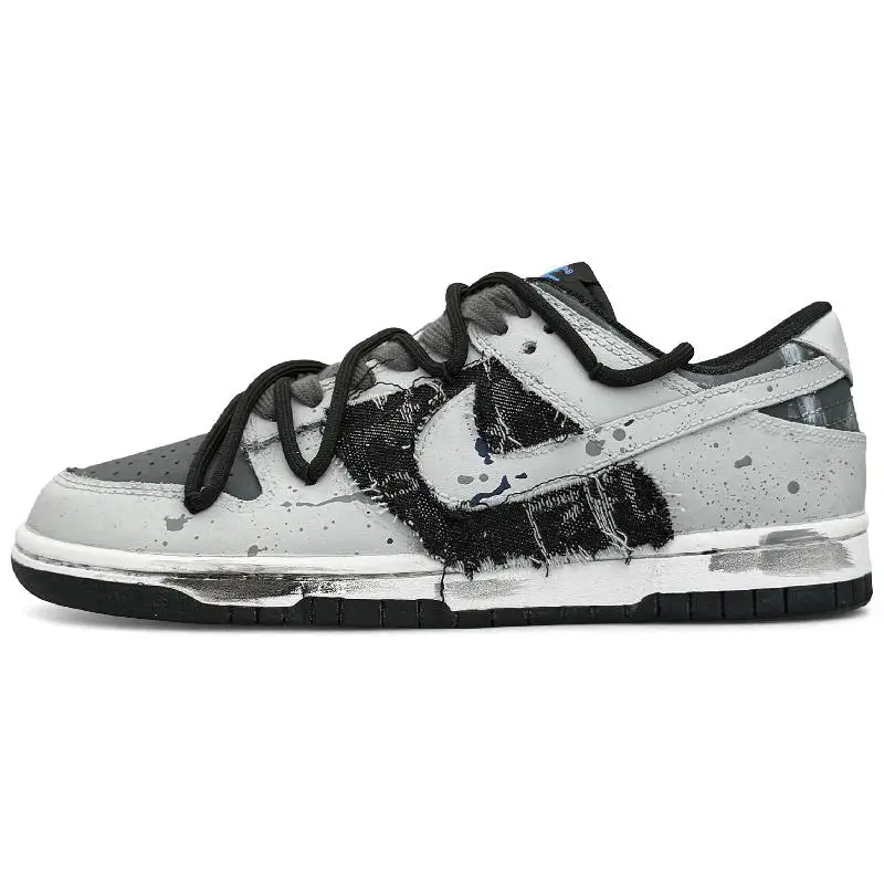 【Customize】Nike Dunk Skateboarding Shoes Women's Low-top Black Sneakers shoes DH9765-104
【Customize】Nike Dunk Skateboarding Shoes Women's Low-top Black Sneakers shoes DH9765-104