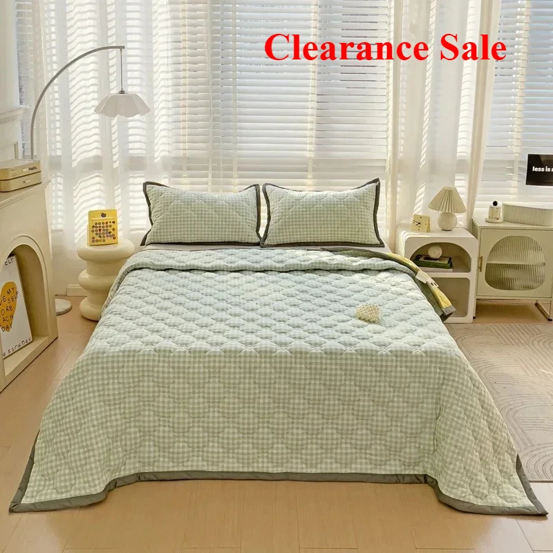 2025 Quilted Bedspread Plaid Style Bed Linen Thickened Bedsheet Home Blanket Skin-friendly Bed Cover (Pillowcase Need Order)
2025 Quilted Bedspread Plaid Style Bed Linen Thickened Bedsheet Home Blanket Skin-friendly Bed Cover (Pillowcase Need Order)