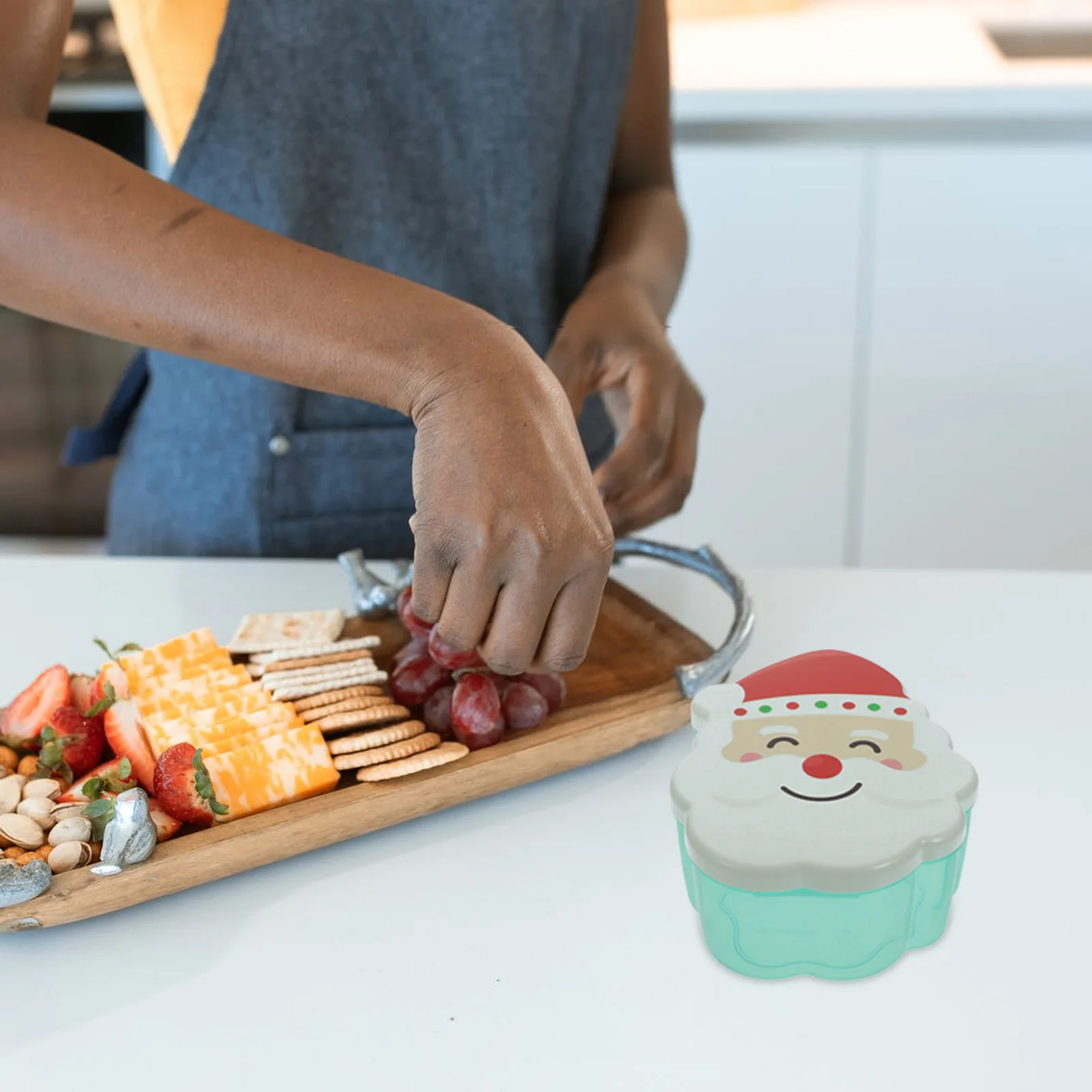4pcs Santa Claus Food Storage Containers PP Material Lunch Box Refrigerator Great Christmas Gift Kitchen Bar Supplies
4pcs Santa Claus Food Storage Containers PP Material Lunch Box Refrigerator Great Christmas Gift Kitchen Bar Supplies