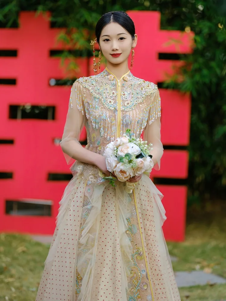 Bride Champagne Sequins Beading Wedding Dress Party Gown Chinese Style Tassels Toast Clothes
Bride Champagne Sequins Beading Wedding Dress Party Gown Chinese Style Tassels Toast Clothes