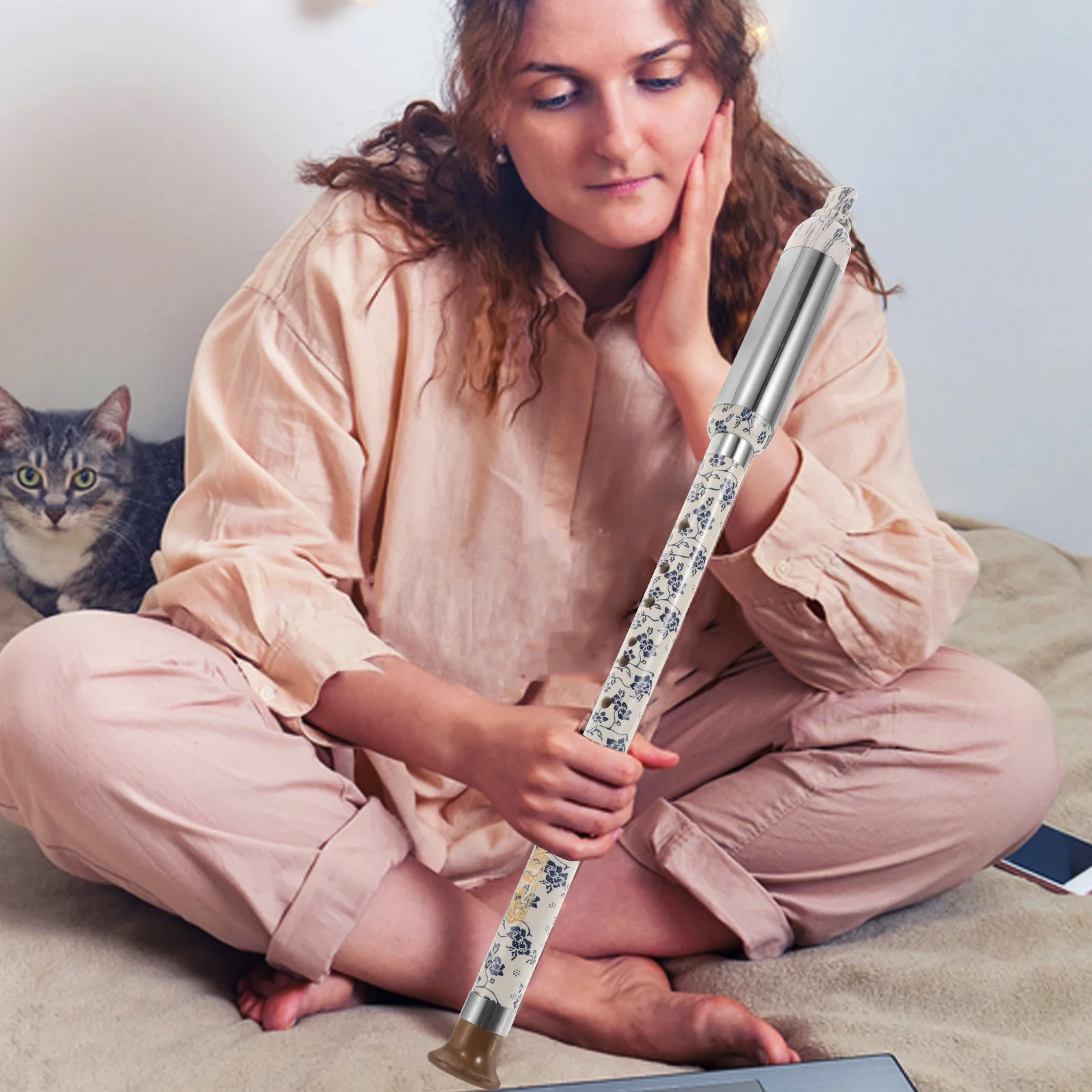 Chinese Ethnic Bawu in G Tuning Vertical Blowing Flute with Blue and White Finish Detachable Design for Adult Musicians
Chinese Ethnic Bawu in G Tuning Vertical Blowing Flute with Blue and White Finish Detachable Design for Adult Musicians