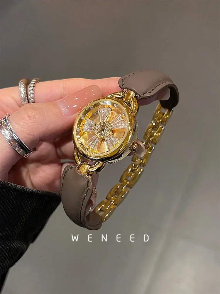 CL niche watch women's time comes and goes, new temperament fashionable and high-value women's bracelet watch
CL niche watch women's time comes and goes, new temperament fashionable and high-value women's bracelet watch