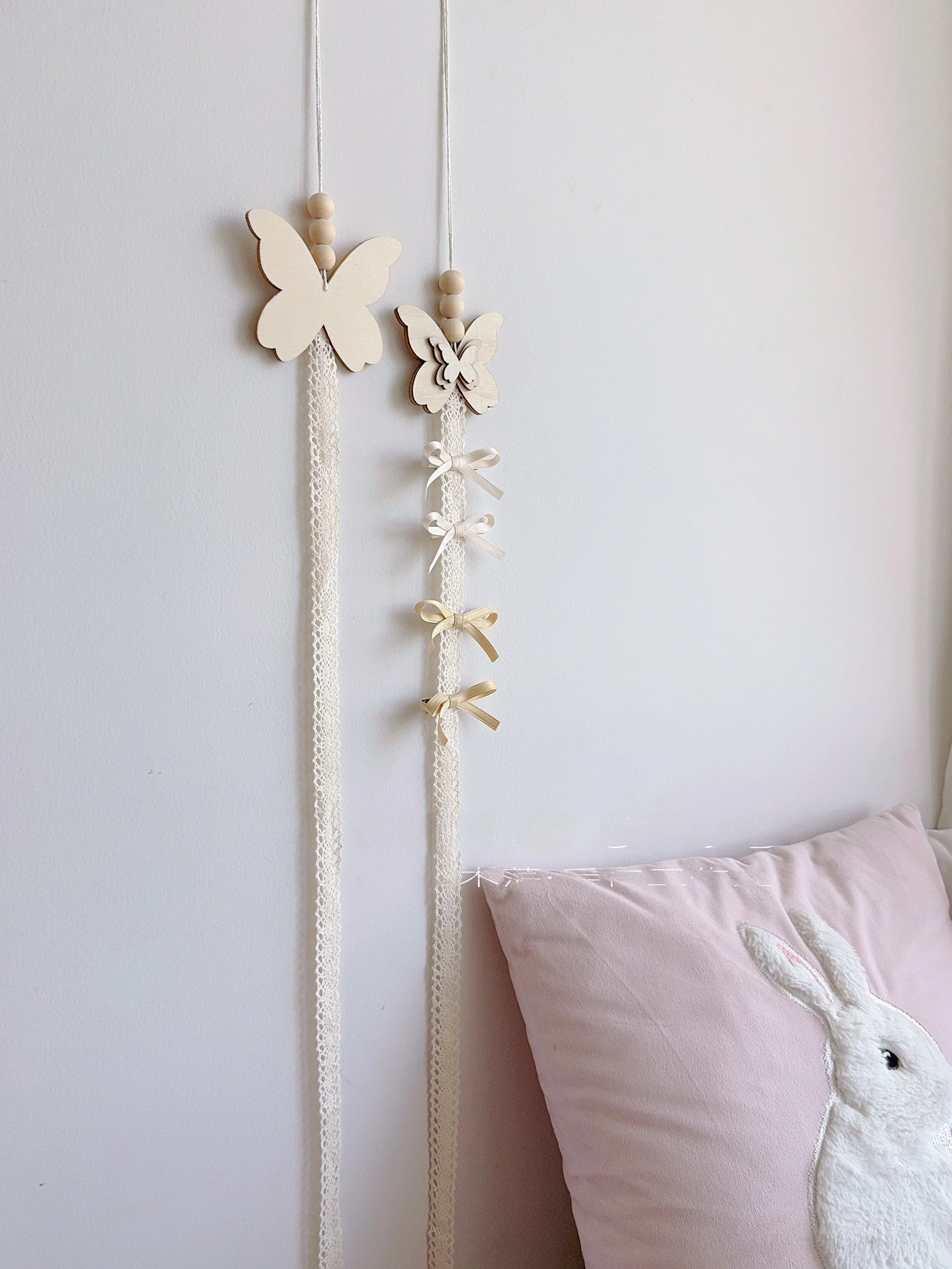 Handmade Original Small Hair Clip Organizer with Wooden Tassel Lace Wall Decor Children's Room Hair Accory Clip
Handmade Original Small Hair Clip Organizer with Wooden Tassel Lace Wall Decor Children's Room Hair Accory Clip