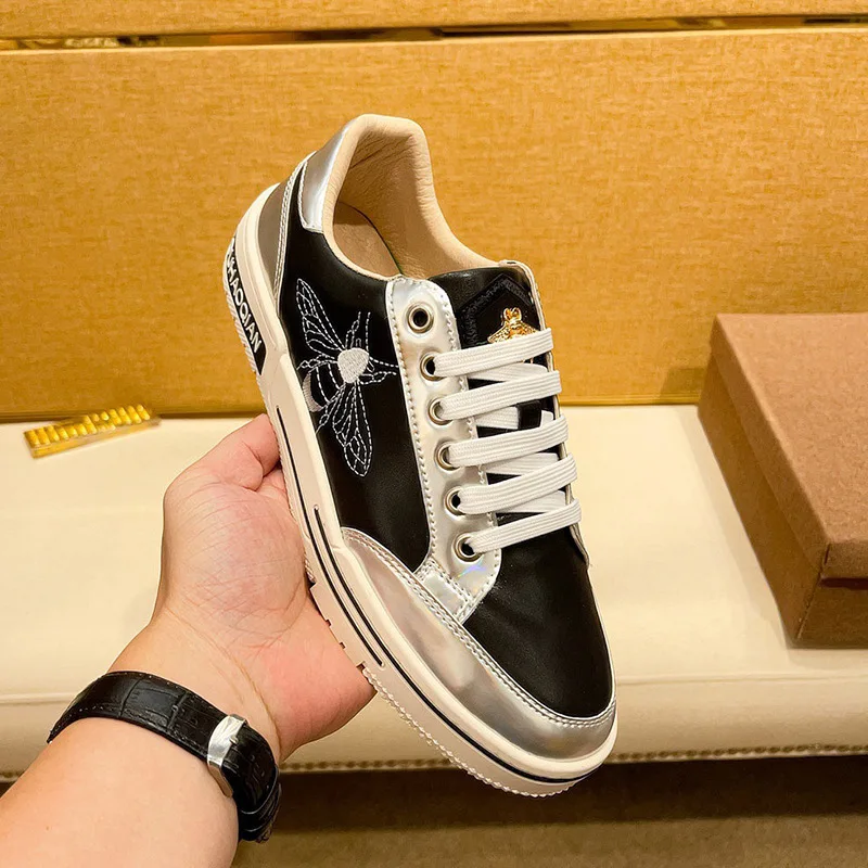 Handmade cowhide high-quality fashionable casual men's genuine leather casual shoes running shoes and lace-up sports shoes
Handmade cowhide high-quality fashionable casual men's genuine leather casual shoes running shoes and lace-up sports shoes