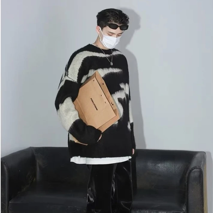 Мужской свитер свободного кроя с круглым вырезом, в стиле хип-хоп, больших размеров, осенне-зимняя модная уличная одежда
Мужской свитер свободного кроя с круглым вырезом, в стиле хип-хоп, больших размеров, осенне-зимняя модная уличная одежда