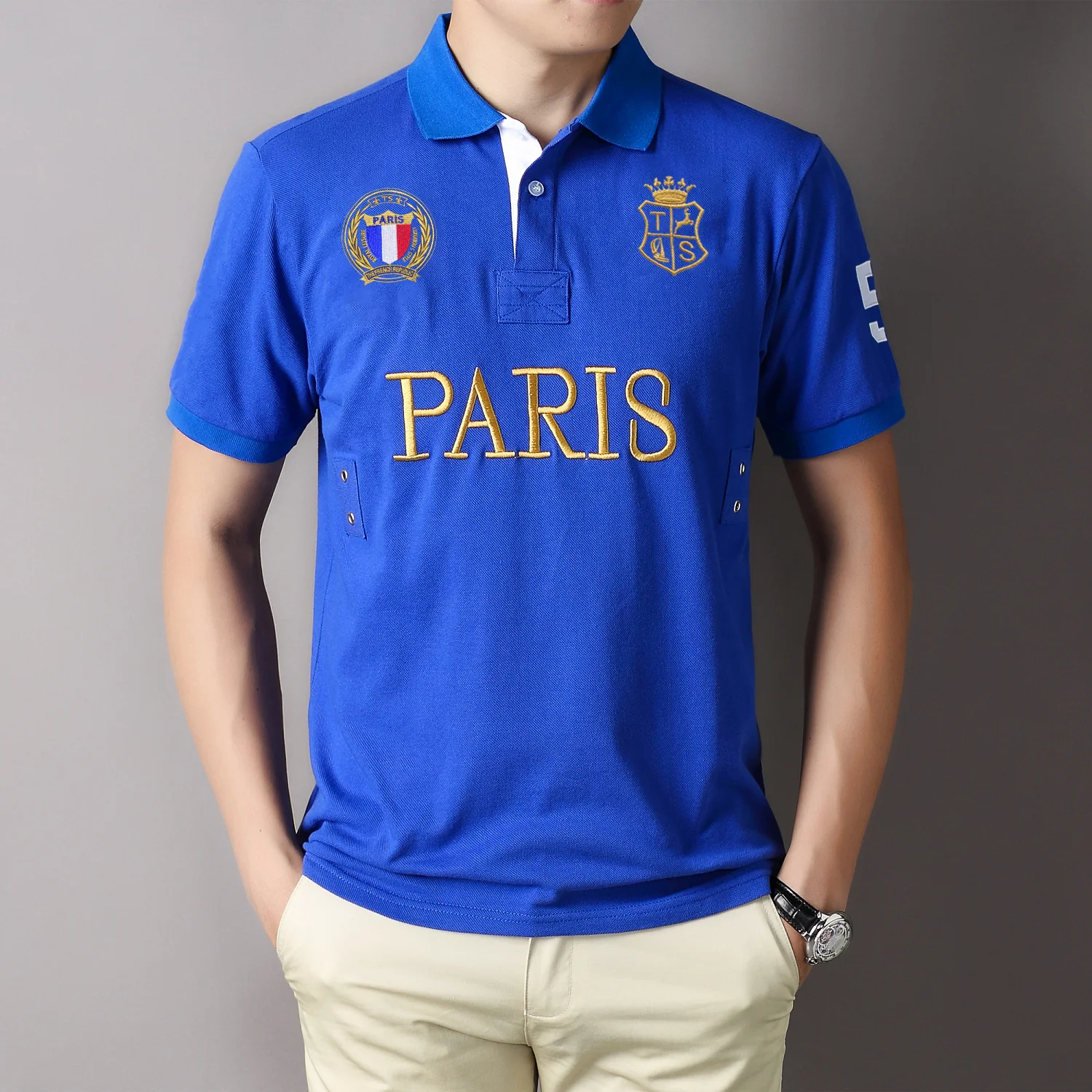 2025 Summer Blue Men’s Polo Shirts Short Sleeve Male Clothing Casual Moisture Wicking Golf Wear Shirts Buttons Collar Tee Shirts
2025 Summer Blue Men’s Polo Shirts Short Sleeve Male Clothing Casual Moisture Wicking Golf Wear Shirts Buttons Collar Tee Shirts