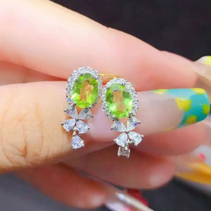 Sterling 925 Silver Gemstone Stud Earrings 5mm*7mm Natural Peridot Jewelry with Certificate 925 Silver Peridot Stud Earrings
Sterling 925 Silver Gemstone Stud Earrings 5mm*7mm Natural Peridot Jewelry with Certificate 925 Silver Peridot Stud Earrings