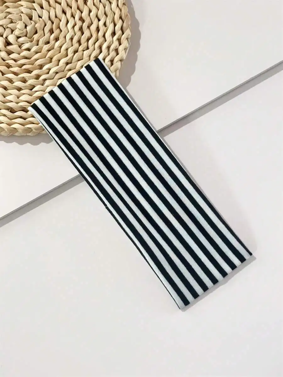 3pcs Unisex Black And White Striped Elastic Sports Headbands Sweat Absorbing Hair Accessories For Fitness Yoga Running
3pcs Unisex Black And White Striped Elastic Sports Headbands Sweat Absorbing Hair Accessories For Fitness Yoga Running
