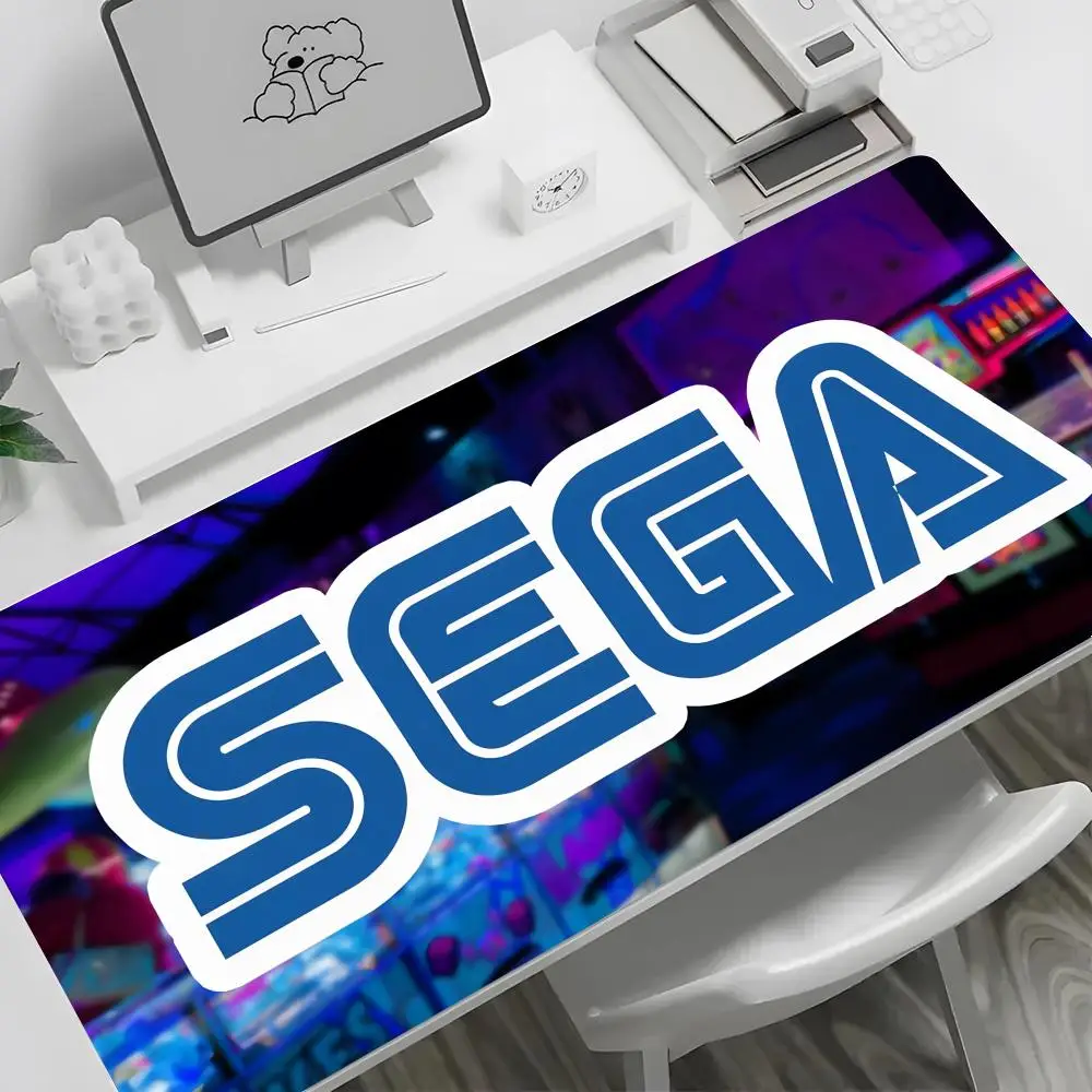 Gamer Sega Коврик для клавиатуры и мыши Большой коврик для клавиатуры и мыши Настольный коврик Нескользящий резиновый игровой коврик для мыши Ковер для ноутбука 80x40 см 600x300
Gamer Sega Коврик для клавиатуры и мыши Большой коврик для клавиатуры и мыши Настольный коврик Нескользящий резиновый игровой коврик для мыши Ковер для ноутбука 80x40 см 600x300