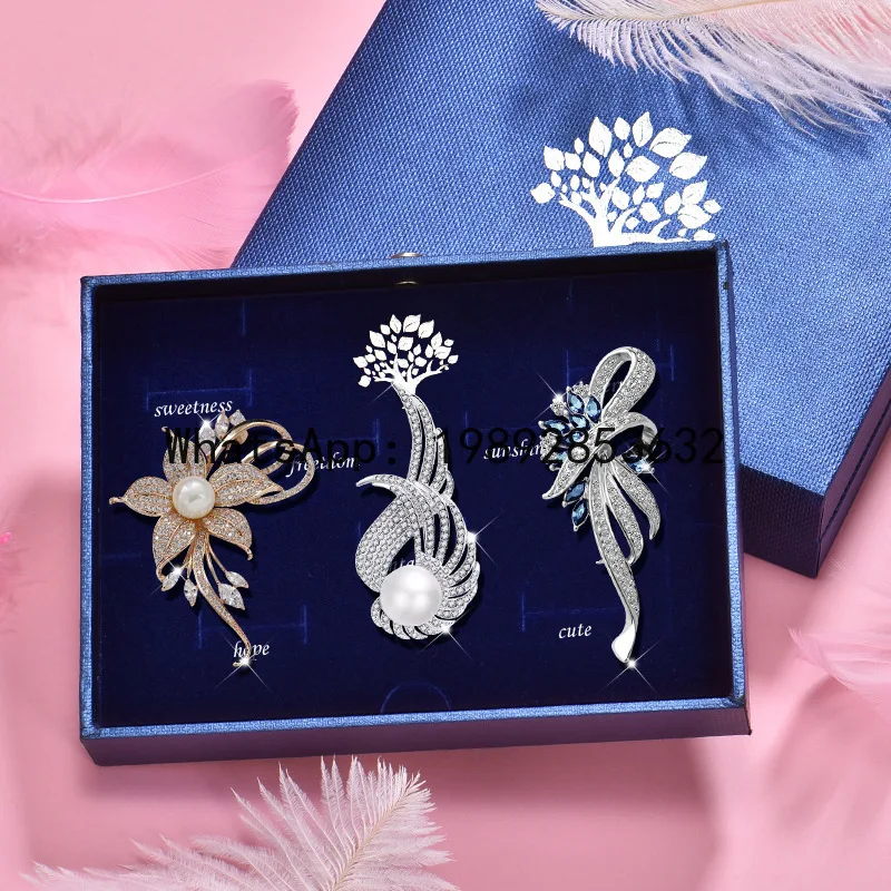FS brooch premium sense light luxury niche retro pearl brooch set high-end anti-light suit corsage
FS brooch premium sense light luxury niche retro pearl brooch set high-end anti-light suit corsage