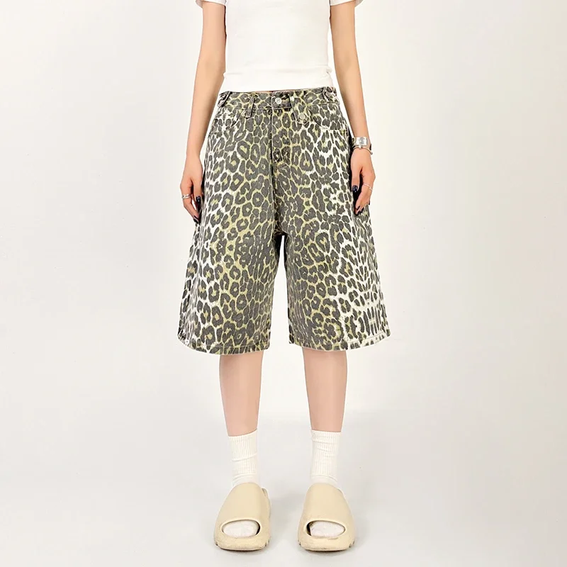 2024 Women Shorts Jeans Leopard High Waist Straight Pants Streetwear Harajuku Y2K Vintage Female Wide Leg Denim Trouser Chic
2024 Women Shorts Jeans Leopard High Waist Straight Pants Streetwear Harajuku Y2K Vintage Female Wide Leg Denim Trouser Chic