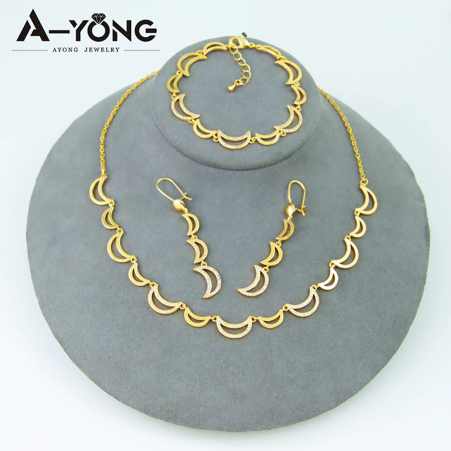 Elegant Italian Gold Jewelry Set 21k Gold Plated Zircon Butterfly Necklace Bracelet Earrings Muslim Women Luxury Party Parts
Elegant Italian Gold Jewelry Set 21k Gold Plated Zircon Butterfly Necklace Bracelet Earrings Muslim Women Luxury Party Parts