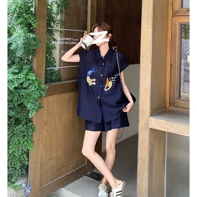 Summer New Casual Embroidered Cotton Linen Set Top Shorts Two Piece Women's Clothing Commute Style Artistic Fashion
Summer New Casual Embroidered Cotton Linen Set Top Shorts Two Piece Women's Clothing Commute Style Artistic Fashion