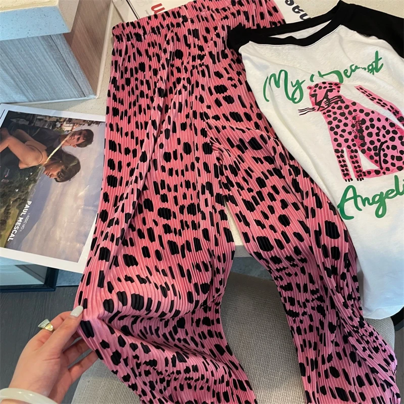 Summer Thin Wide Leg Pants Women's Loose Floor-Length Casual Leopard Print Trousers High Waist Cool Pants Korean Style Commute
Summer Thin Wide Leg Pants Women's Loose Floor-Length Casual Leopard Print Trousers High Waist Cool Pants Korean Style Commute