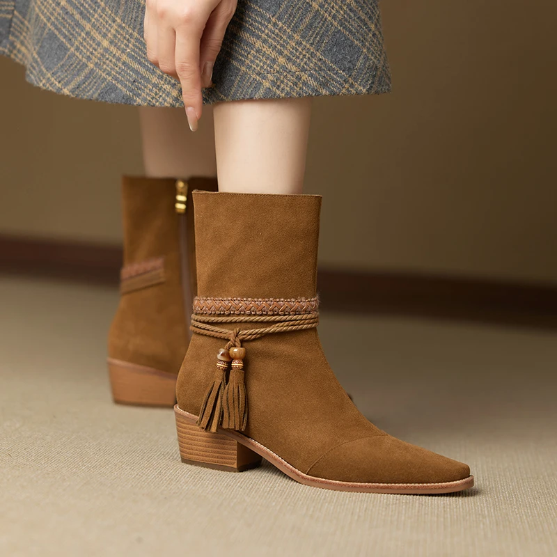 2026 Autumn Ladies Cow Suede Fringe Ankle Boots Zip Chunky High Heel Square Toe Chain Tassel Boots Fashion Women Modern Boots
2026 Autumn Ladies Cow Suede Fringe Ankle Boots Zip Chunky High Heel Square Toe Chain Tassel Boots Fashion Women Modern Boots