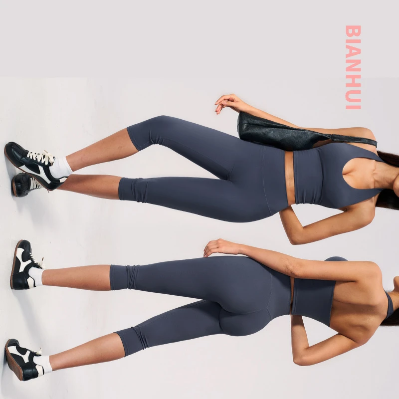 New Women's Yoga Suit Quick Drying Peach Tight Fitting Tummy Breathable Suitable For Fitness Running Outdoor Summer Sports Sets
New Women's Yoga Suit Quick Drying Peach Tight Fitting Tummy Breathable Suitable For Fitness Running Outdoor Summer Sports Sets