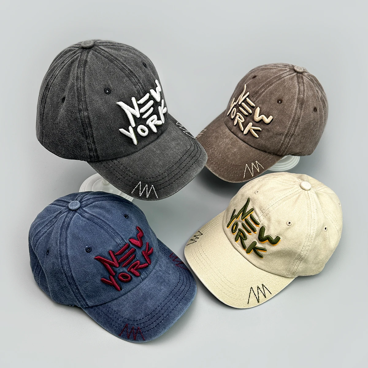 Retro Simple Letter Embroidery Baseball Hats New Unisex Sunshade Outdoor Versatile Casual Fashion American Street Peaked Caps
Retro Simple Letter Embroidery Baseball Hats New Unisex Sunshade Outdoor Versatile Casual Fashion American Street Peaked Caps
