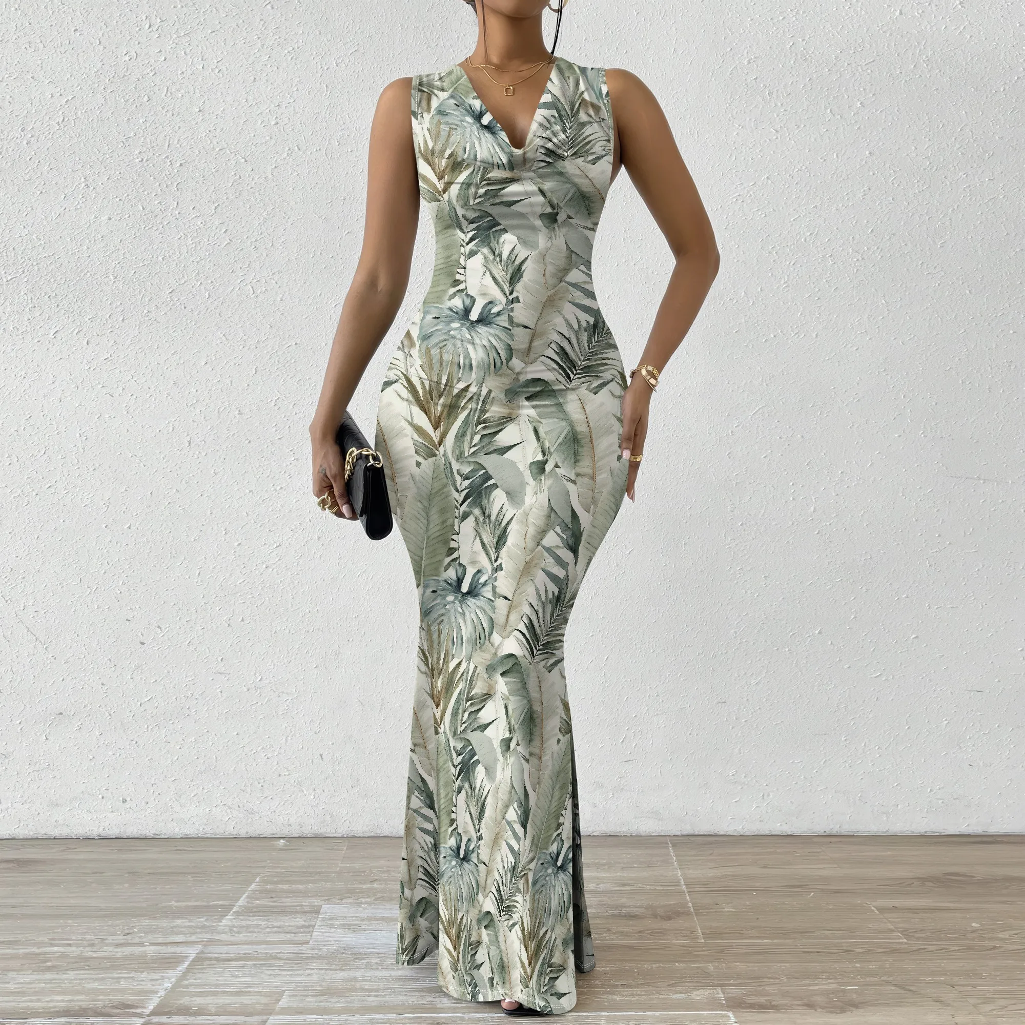 Muted Tropical Leaf Print Maxi Dress – Women’s Sleeveless Elegant Summer Bodycon Gown
Muted Tropical Leaf Print Maxi Dress – Women’s Sleeveless Elegant Summer Bodycon Gown