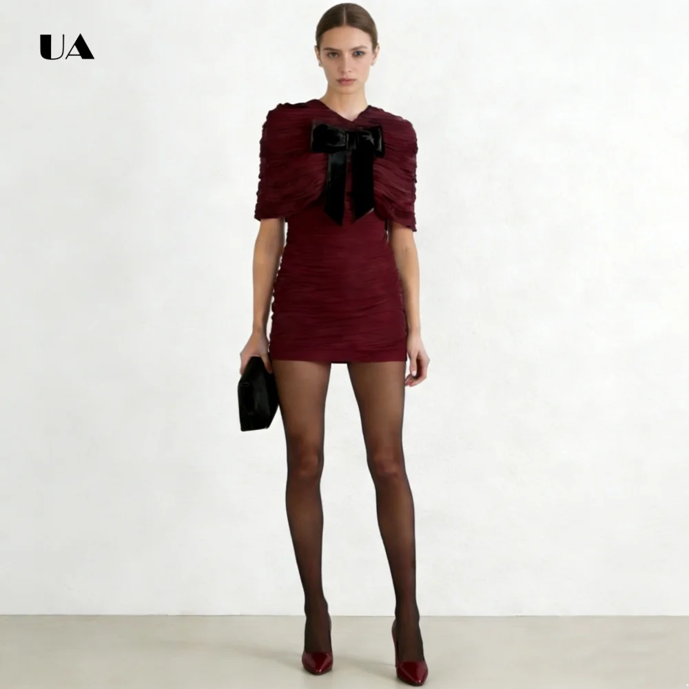 ULBYANRY Cape-effect Sleeve Sheath Mini Dress, Solid V-neck Evening Dresses for Women, Customized Party Gown with Velvet Bow
ULBYANRY Cape-effect Sleeve Sheath Mini Dress, Solid V-neck Evening Dresses for Women, Customized Party Gown with Velvet Bow
