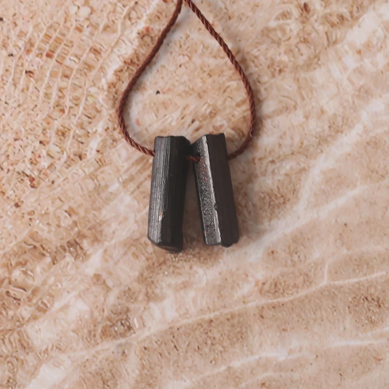 Natural Stone Black Tourmaline Nugget Earrings 17x6x5mm 2g Handmade Jewelry Beads Accessories for Women
Natural Stone Black Tourmaline Nugget Earrings 17x6x5mm 2g Handmade Jewelry Beads Accessories for Women