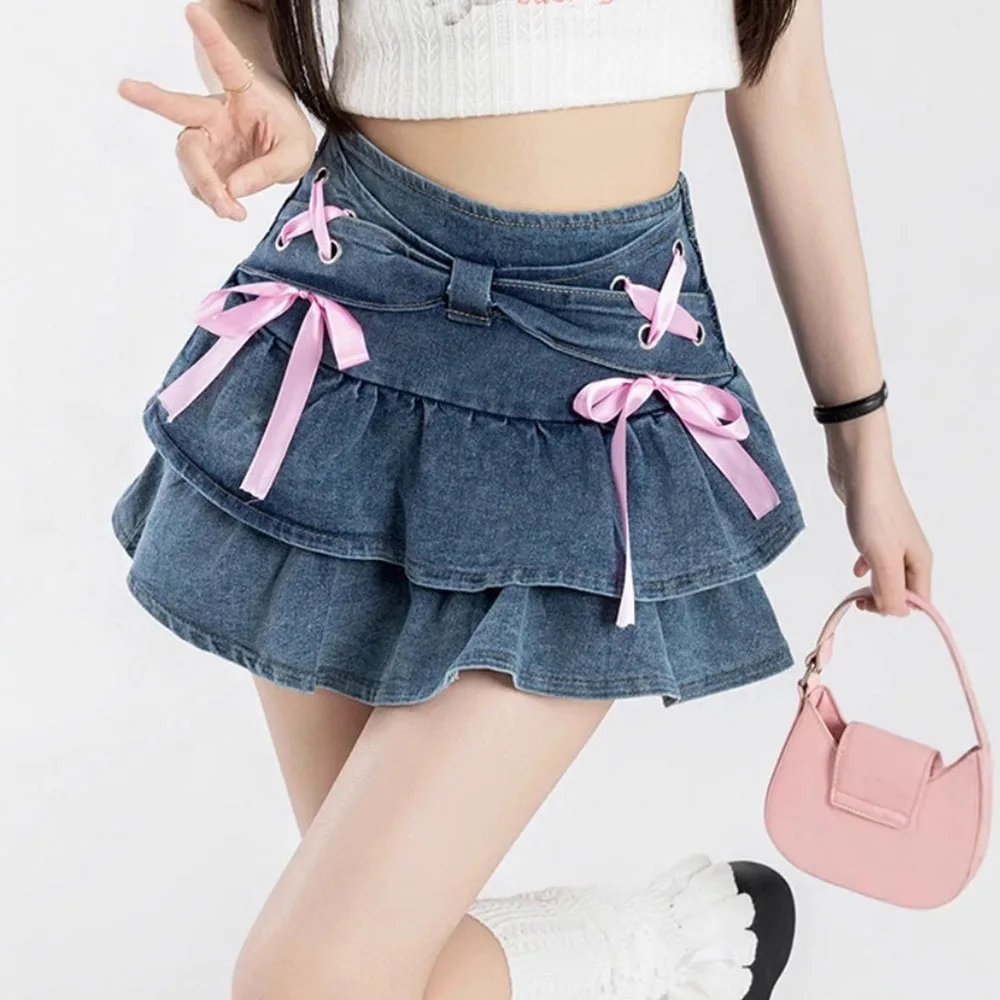 Lace up Bow Blue Denim Pleated Skirt Women's A-line Short Skirt Subculture High Waist Cake Mini Skirts Streetwear Y2k Spicy Girl
Lace up Bow Blue Denim Pleated Skirt Women's A-line Short Skirt Subculture High Waist Cake Mini Skirts Streetwear Y2k Spicy Girl