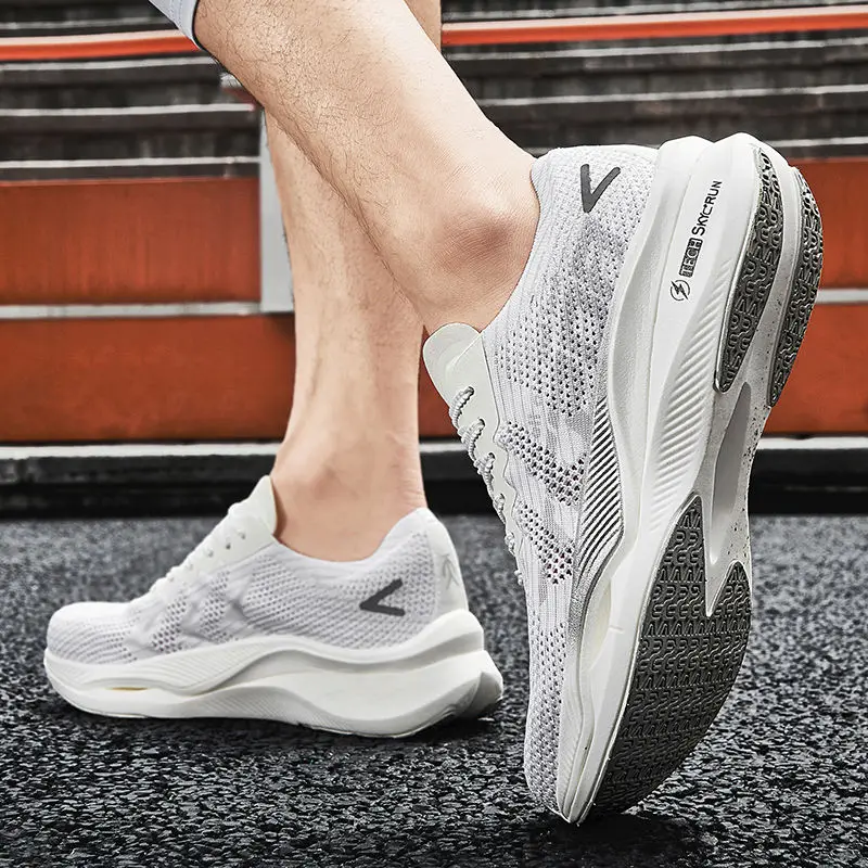 Breathable Cushioning Anti-Slip Racing Men's Sports Shoes Men's Marathon Carbon Plate Running Shoes Non-Slip Wear-Resistant
Breathable Cushioning Anti-Slip Racing Men's Sports Shoes Men's Marathon Carbon Plate Running Shoes Non-Slip Wear-Resistant