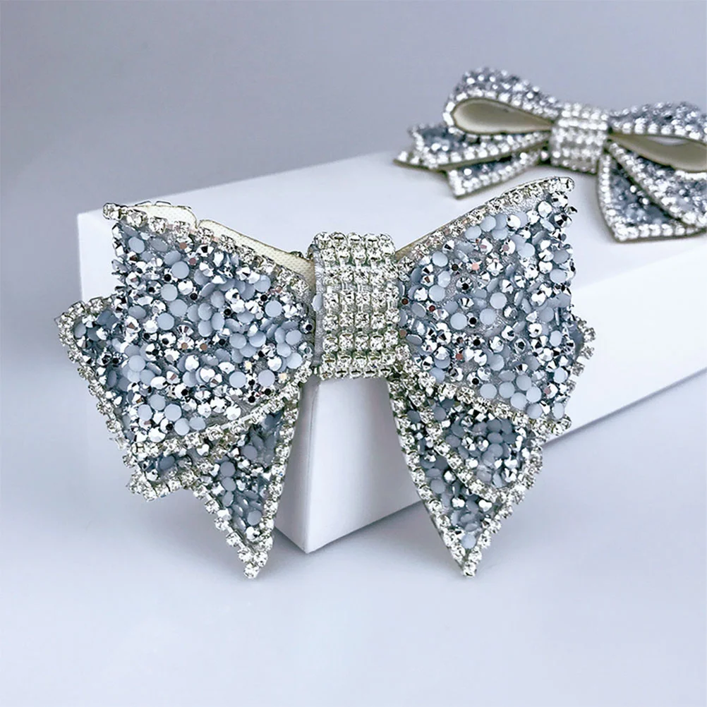 2 Pcs Ornaments Handmade Resin Diamond Shoe Accessories Shoes for Kids Women Charms Bow Miss
2 Pcs Ornaments Handmade Resin Diamond Shoe Accessories Shoes for Kids Women Charms Bow Miss