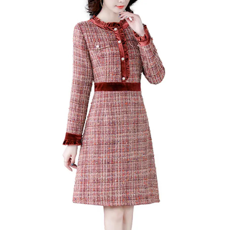 Women's tweed round neck dress 2024 new autumn/winter loose small fragrant red tassel dress
Women's tweed round neck dress 2024 new autumn/winter loose small fragrant red tassel dress