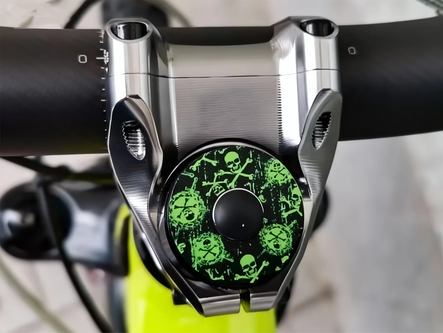 Вынос руля для эндуро/фрирайда/даунхилла MTB, изготовленный на ЧПУ, длина 35 мм, диаметр 35 мм
Вынос руля для эндуро/фрирайда/даунхилла MTB, изготовленный на ЧПУ, длина 35 мм, диаметр 35 мм