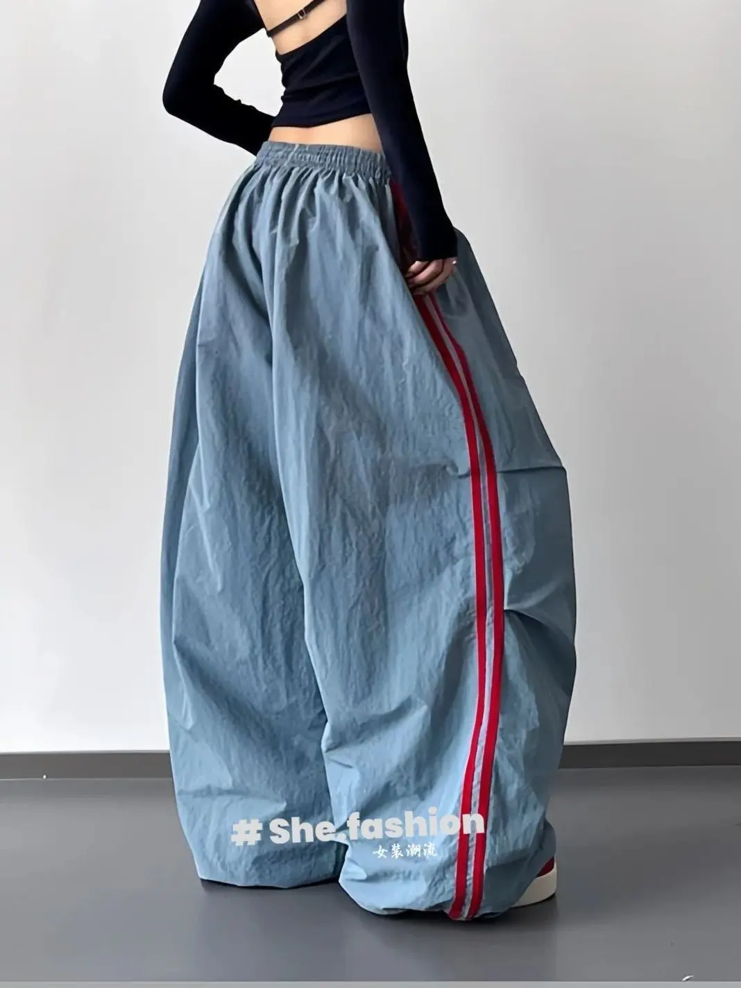 2026 Spring and Autumn Casual Work Pants Side Striped Athletic Style Loose Wide Leg Pants
2026 Spring and Autumn Casual Work Pants Side Striped Athletic Style Loose Wide Leg Pants
