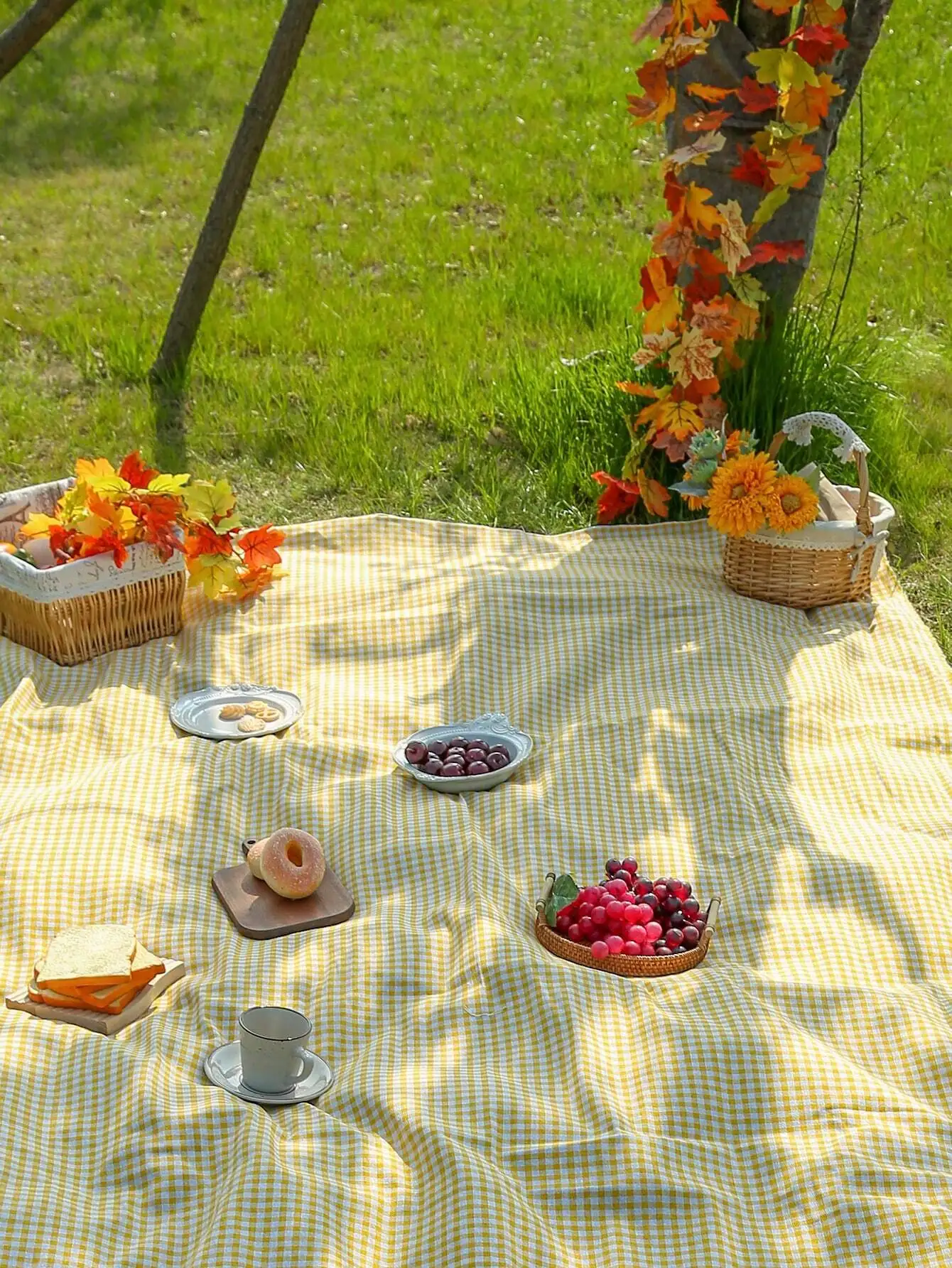 Joivida Modern Simple Plaid Printed Outdoor Picnic Mattress, One Piece, Decor, Rama Family Style, Picnic Eseentials, Family Outing Use, Camping Supplies, Holiday Vacation Use
Joivida Modern Simple Plaid Printed Outdoor Picnic Mattress, One Piece, Decor, Rama Family Style, Picnic Eseentials, Family Outing Use, Camping Supplies, Holiday Vacation Use