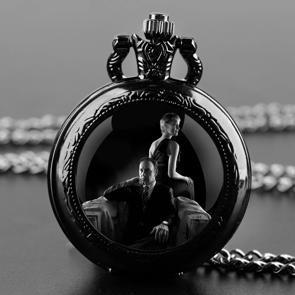 New Vintage Couple Portrait Dome Glass Pocket Watch Men Women Necklace Pendant Arabic Numerals Clock Couple Watch Gifts Souvenir
New Vintage Couple Portrait Dome Glass Pocket Watch Men Women Necklace Pendant Arabic Numerals Clock Couple Watch Gifts Souvenir
