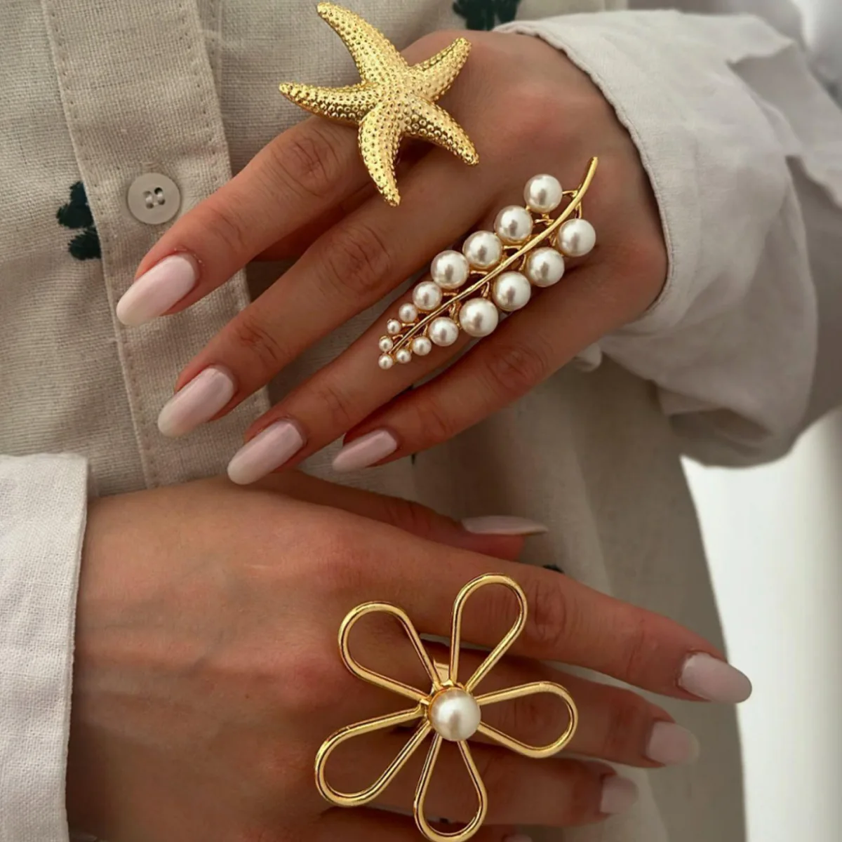 Starfish & Pearl Stackable Rings - Gold Summer Adjustable Statement Rings for Women Trendy Beach Jewelry Minimalist Gift Set
Starfish & Pearl Stackable Rings - Gold Summer Adjustable Statement Rings for Women Trendy Beach Jewelry Minimalist Gift Set