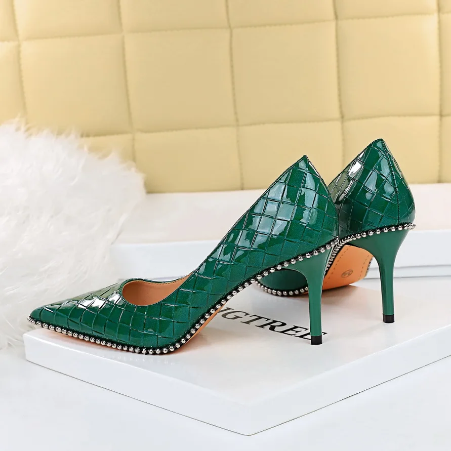 Bigtree Size 34-43 Classic Concise Solid Color 8CM Thin High Heeled Women Pumps Elegant Pointed Toe Lady Party Stripper Shoes
Bigtree Size 34-43 Classic Concise Solid Color 8CM Thin High Heeled Women Pumps Elegant Pointed Toe Lady Party Stripper Shoes