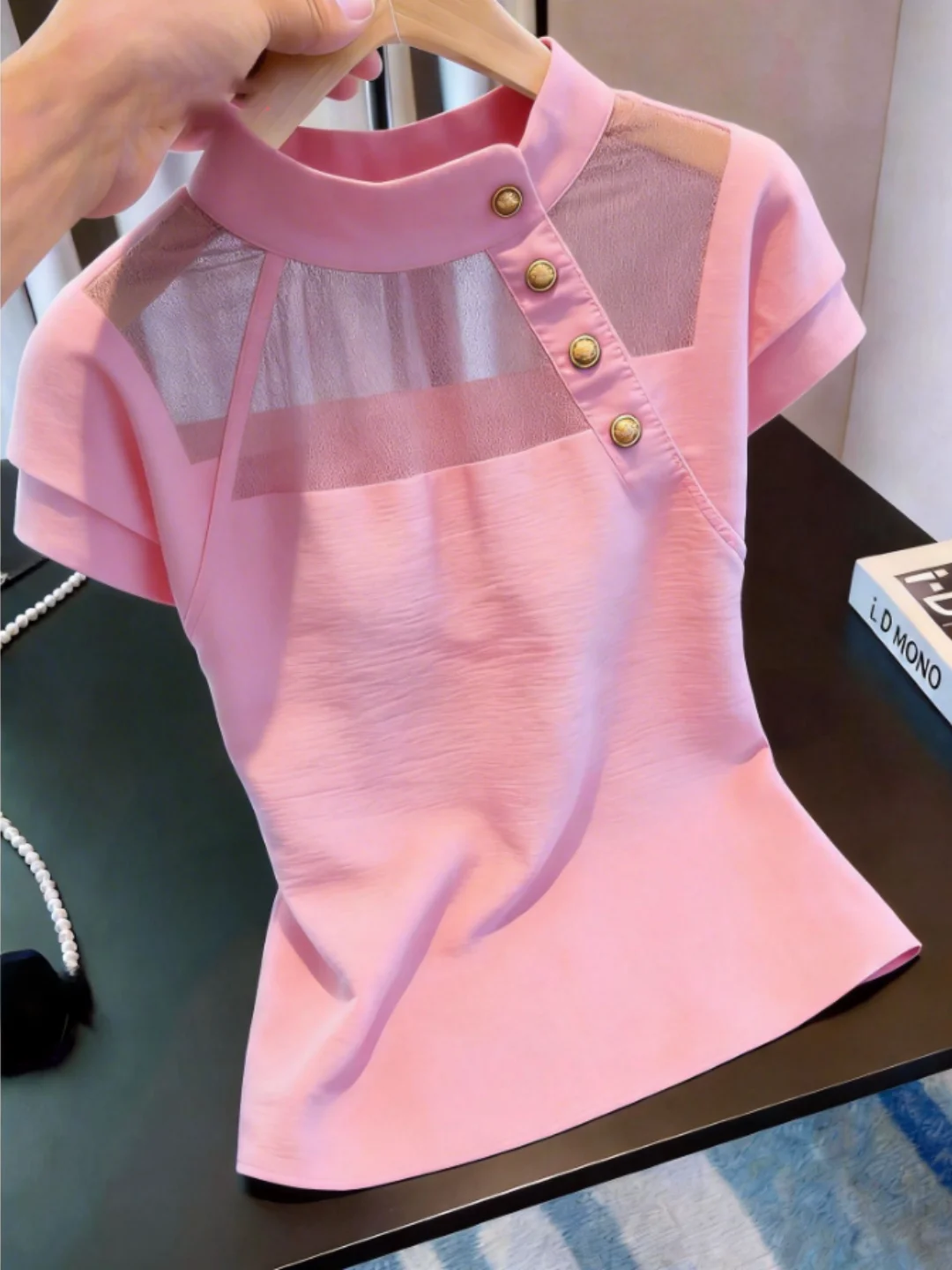 Pink Splice Mesh Short Sleeve T-Shirt Women's Summer New Thin Sense Body Shirt Elegance Top French Style Universal Fit Slimmi...
Pink Splice Mesh Short Sleeve T-Shirt Women's Summer New Thin Sense Body Shirt Elegance Top French Style Universal Fit Slimmi...