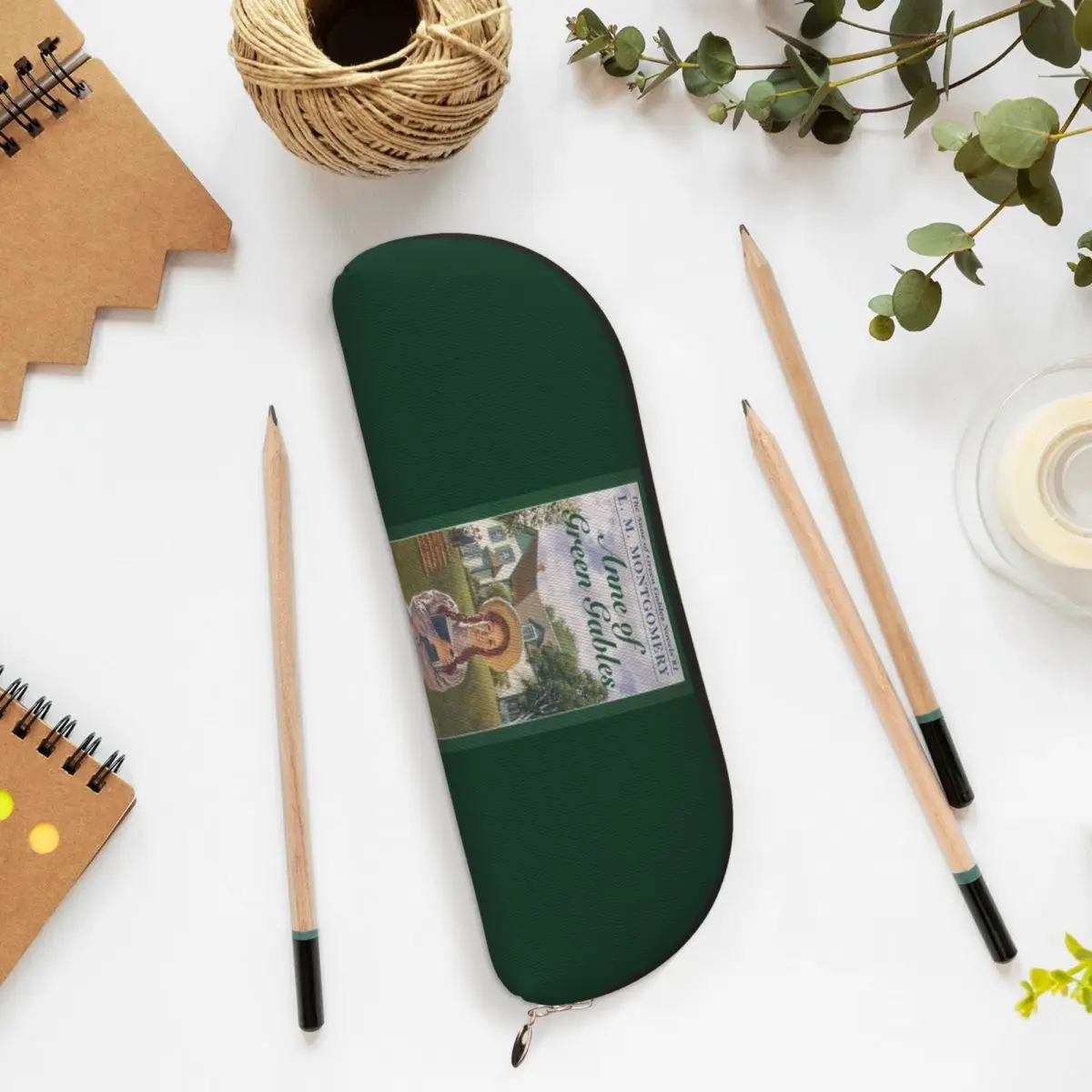 Пенал Anne Of Green Gables, пенал для хранения канцелярских принадлежностей, большая вместительная коробка для ручек, сумка-карандаш для детей, школы
Пенал Anne Of Green Gables, пенал для хранения канцелярских принадлежностей, большая вместительная коробка для ручек, сумка-карандаш для детей, школы