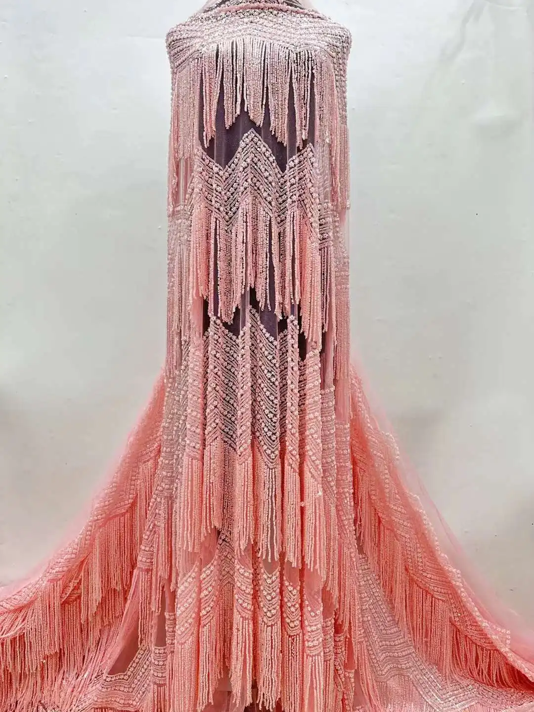 High-End Luxury French Embroidery tube beads Groom Tassel Lace Fabric African Nigerian With Sequins Fabric For Wedding Dress TC
High-End Luxury French Embroidery tube beads Groom Tassel Lace Fabric African Nigerian With Sequins Fabric For Wedding Dress TC