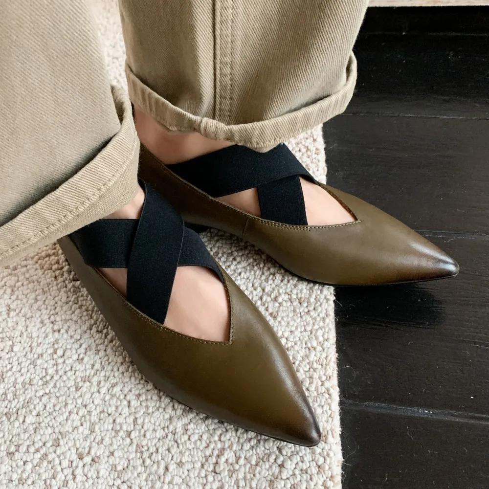 Women's cow leather pointed toe ballet flats elastic band cross strap casual female high quality soft comfortable espadrilles
Women's cow leather pointed toe ballet flats elastic band cross strap casual female high quality soft comfortable espadrilles
