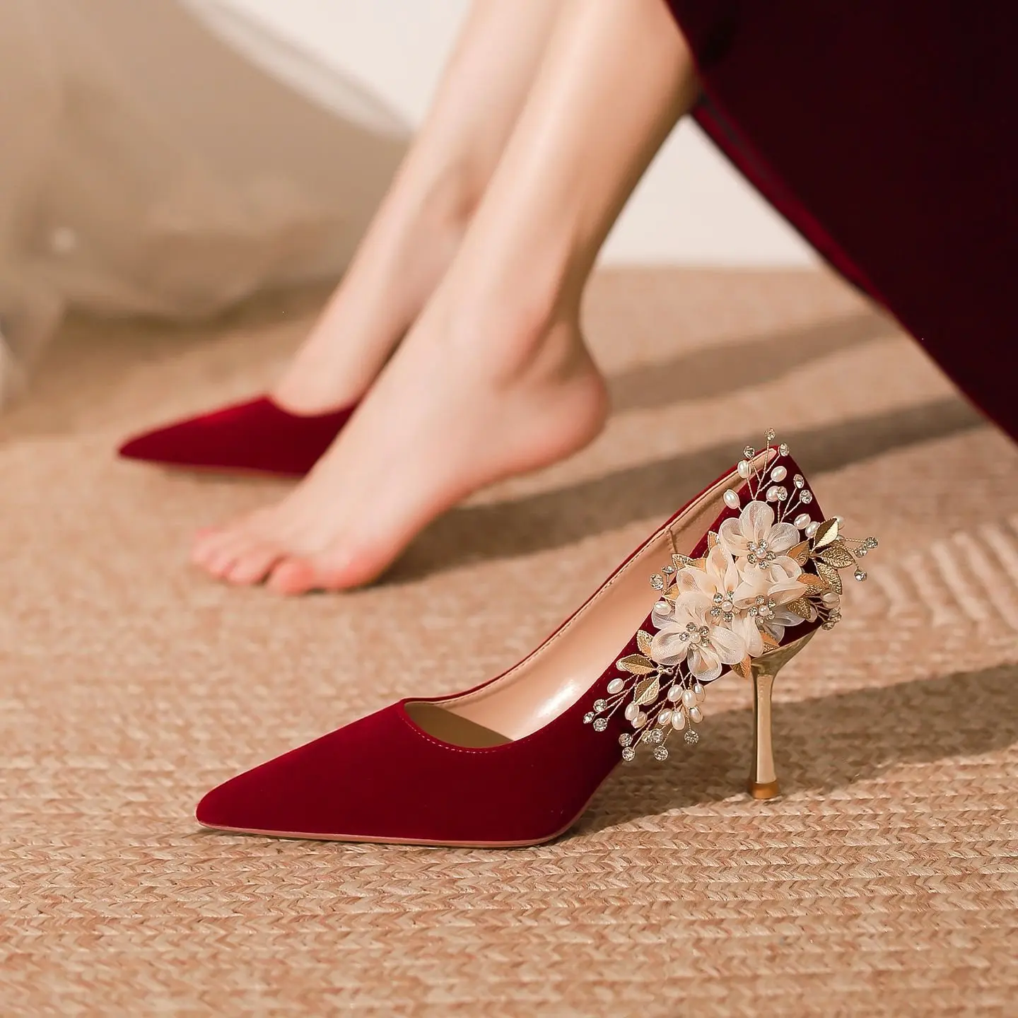Bridal Shoes Red High-heeled Wedding Shoes Women's Chinese Toast Wedding Shoes
Bridal Shoes Red High-heeled Wedding Shoes Women's Chinese Toast Wedding Shoes