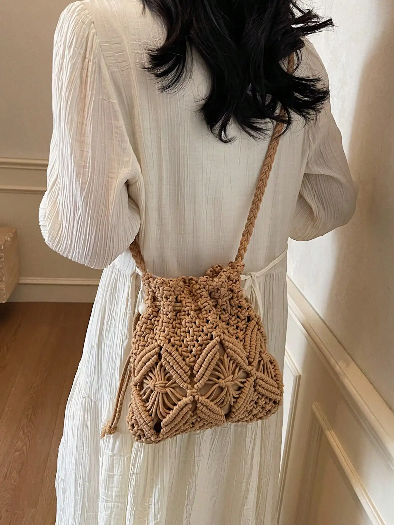 Handwoven Small Crossbody Bag For Women, New Woven Messenger Bag, Niche Beach Casual Shoulder Bag, Mini Square Envelope Bag, Crossbody Bag, Suitable For Beach Resort, Woven Bag
Handwoven Small Crossbody Bag For Women, New Woven Messenger Bag, Niche Beach Casual Shoulder Bag, Mini Square Envelope Bag, Crossbody Bag, Suitable For Beach Resort, Woven Bag