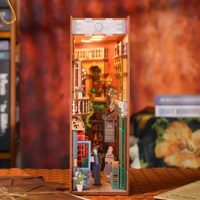 Retro DIY Wooden Book Nook Shelf Insert Miniature Kits 84 Charing Cross Street Bookshelf Home Bookend Decor Adult Handmade Gifts
Retro DIY Wooden Book Nook Shelf Insert Miniature Kits 84 Charing Cross Street Bookshelf Home Bookend Decor Adult Handmade Gifts